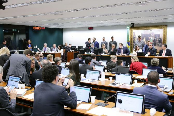 Reforma da Previdência mantém regras mais duras para trabalhadores do INSS